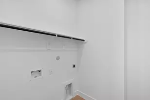 12019 Canal View Blvd, Mont Belvieu, TX 77580 - Photo 23