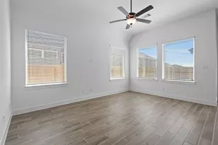 12019 Canal View Blvd, Mont Belvieu, TX 77580 - Photo 17