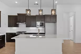 12019 Canal View Blvd, Mont Belvieu, TX 77580 - Photo 5