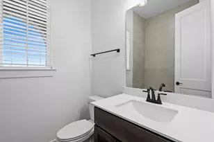 12019 Canal View Blvd, Mont Belvieu, TX 77580 - Photo 21