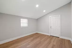 915 Avenue E, Rosenberg, TX 77471 - Photo 11