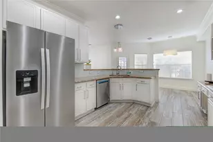 1115 Enclave Square E, Houston, TX 77077 - Photo 9