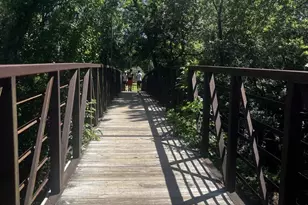 1115 Enclave Square E, Houston, TX 77077 - Photo 41