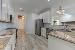 1115 Enclave Square E, Houston, TX 77077 - Photo 5