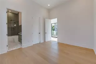 7218 Schiller St, Houston, TX 77055 - Photo 23