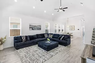 513 Little Spg Ct, Anahuac, TX 77514 - Photo 13