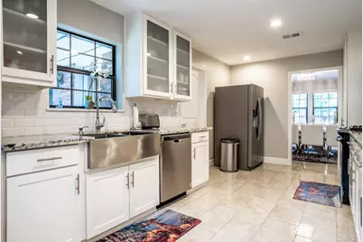 12739 Memorial Drive, Houston, TX 77024 - Photo 11