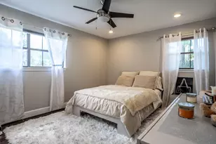 12739 Memorial Dr, Houston, TX 77024 - Photo 19