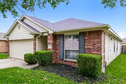 4018 Falvel Shadow Creek Drive, Spring, TX 77388 - Photo 3