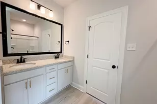 1560 Little Cypress Loop, Orange, TX 77632 - Photo 9