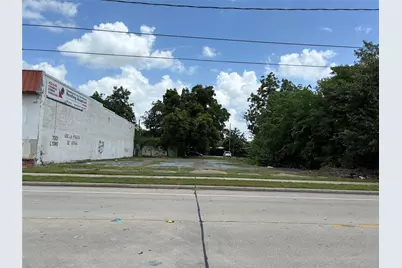 7003 Lyons Avenue, Houston, TX 77020 - Photo 3
