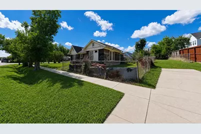 4519 Sumpter Street, Houston, TX 77020 - Photo 9