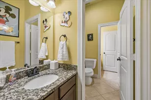 10223 Radcliff Lake Dr, Katy, TX 77494 - Photo 9