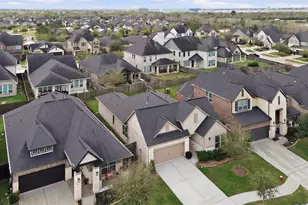 13214 Peony Meadow Trail, Houston, TX 77059 - Photo 31