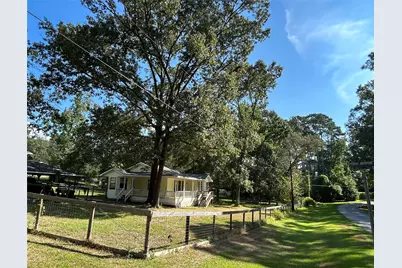 437 Gov Wood Drive, Point Blank, TX 77364 - Photo 3