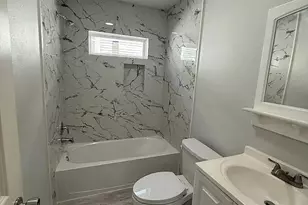 3208 Holman St, Houston, TX 77004 - Photo 9