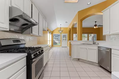 10415 Courtley Street, Houston, TX 77065 - Photo 9