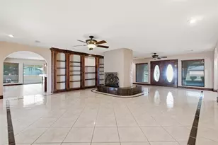 5902 McCullough St, Baytown, TX 77521 - Photo 11
