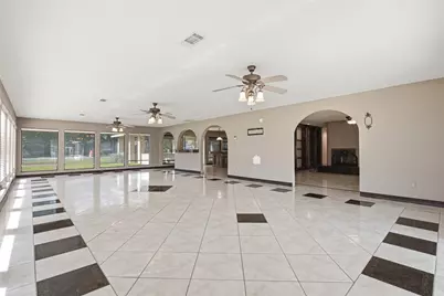 5902 McCullough Street, Baytown, TX 77521 - Photo 9