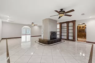 5902 McCullough St, Baytown, TX 77521 - Photo 13
