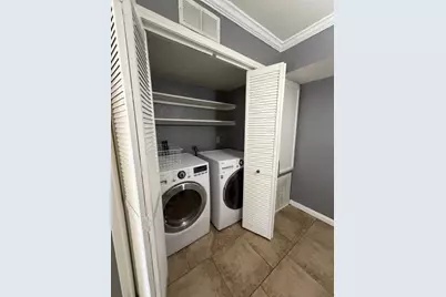 7200 Clarewood #702, Houston, TX 77036 - Photo 3