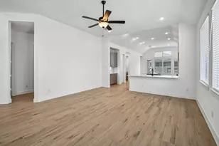 18074 Brennie Bird Ln, Conroe, TX 77302 - Photo 15