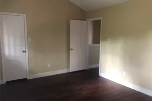 9308 Westwood Village Dr, Houston, TX 77036 - Photo 15