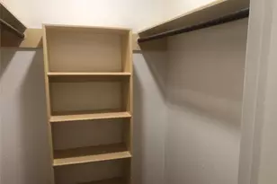 9308 Westwood Village Dr, Houston, TX 77036 - Photo 17