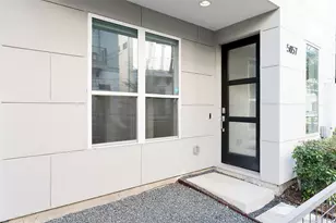 5857 E Post Oak Ln, Houston, TX 77055 - Photo 3