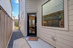1534 Nashua St, Houston, TX 77008 - Photo 3