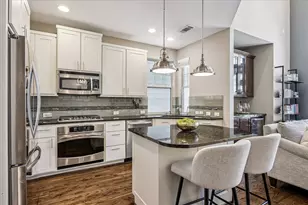 766 Nicholson St, Houston, TX 77007 - Photo 7