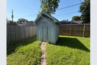 6235 Leaf Arbor Drive, Houston, TX 77092 - Photo 15