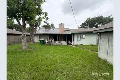 6235 Leaf Arbor Drive, Houston, TX 77092 - Photo 3