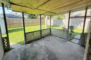 6235 Leaf Arbor Dr, Houston, TX 77092 - Photo 13