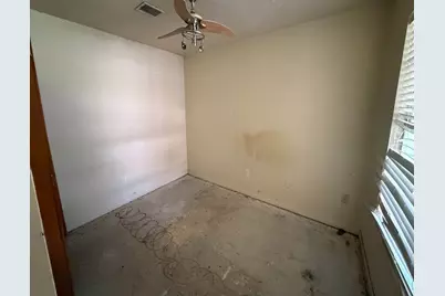 6235 Leaf Arbor Drive, Houston, TX 77092 - Photo 9