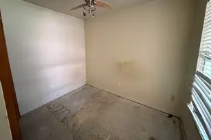 6235 Leaf Arbor Dr, Houston, TX 77092 - Photo 9