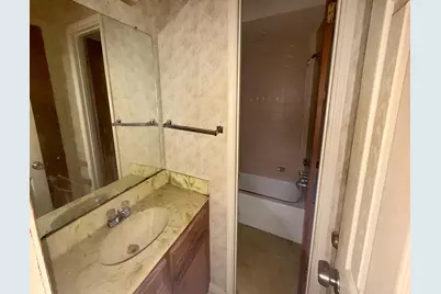 6235 Leaf Arbor Drive, Houston, TX 77092 - Photo 9