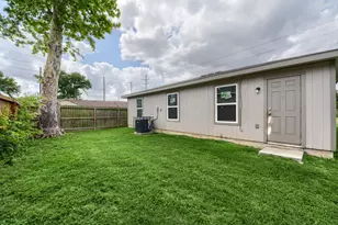 410 New Mexico St, Houston, TX 77029 - Photo 11