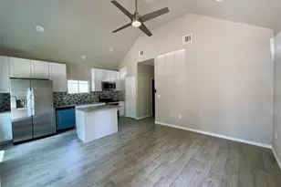 16741 E Hammon St, Montgomery, TX 77316 - Photo 3