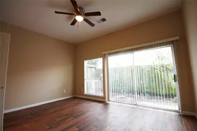 11615 Glenwolde Drive, Houston, TX 77099 - Photo 9