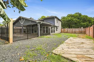 2122 Courtshire Ln, Sugar Land, TX 77478 - Photo 19