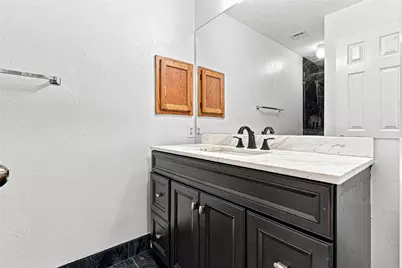 2122 Courtshire Lane, Sugar Land, TX 77478 - Photo 15
