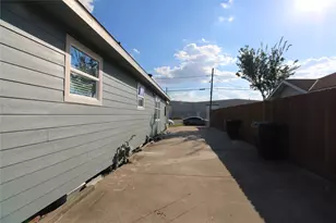 6925 Avenue N, Houston, TX 77011 - Photo 15