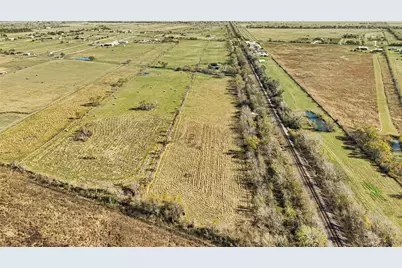 1207 County Road 615, Dayton, TX 77535 - Photo 5
