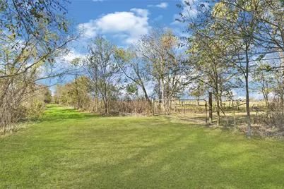 1207 County Road 615, Dayton, TX 77535 - Photo 15