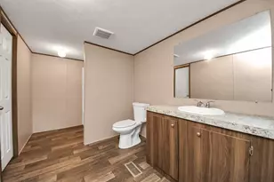 18292 Bellfounder Dr, Conroe, TX 77306 - Photo 9