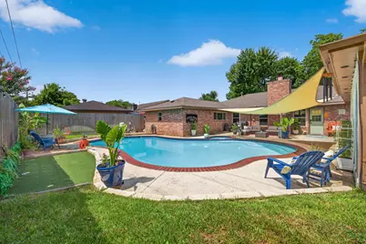 2927 Cypress Point Drive, Missouri City, TX 77459 - Photo 1