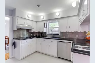 5630 Edith Street, Houston, TX 77081 - Photo 5