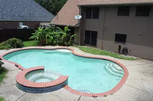 5101 Arrowhead Dr, Baytown, TX 77521 - Photo 1