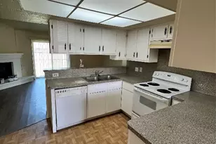 610 Wood Smoke Dr, Houston, TX 77013 - Photo 5